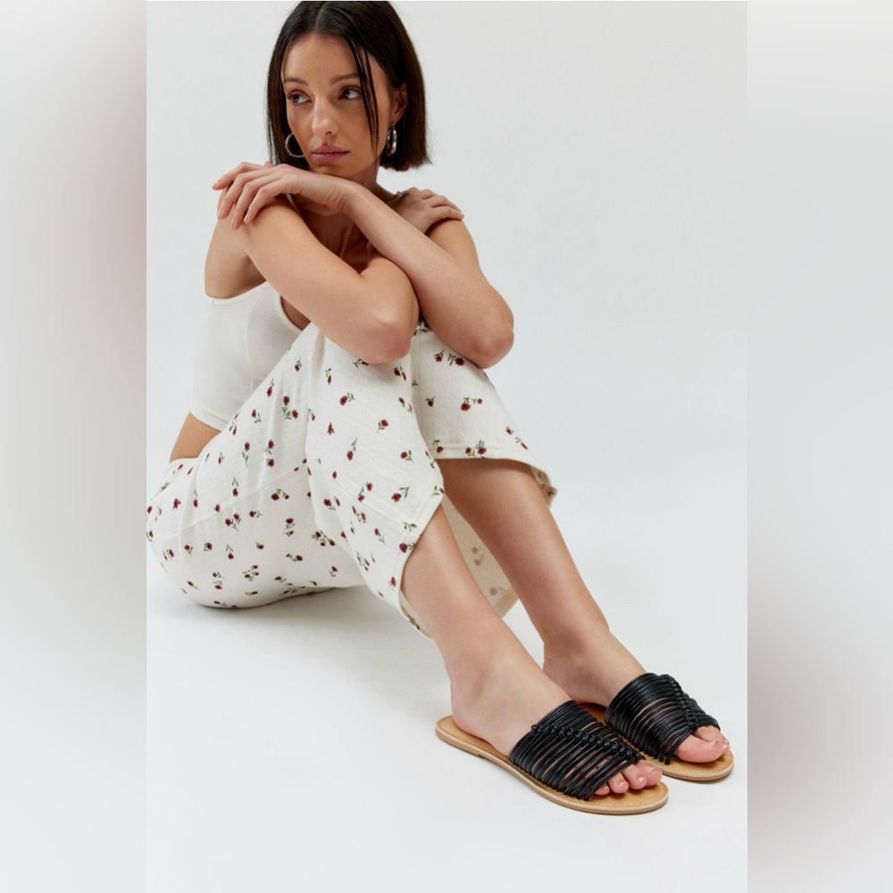 🆕 NWT URBAN OUTFITTERS Beach By Matisse Footwear Baxter Sandal • 8